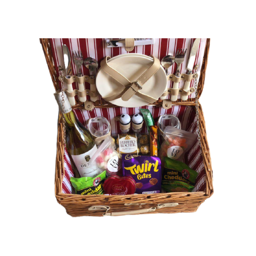 Izami-Picnic-Basket.png Izami-Picnic-Basket.png